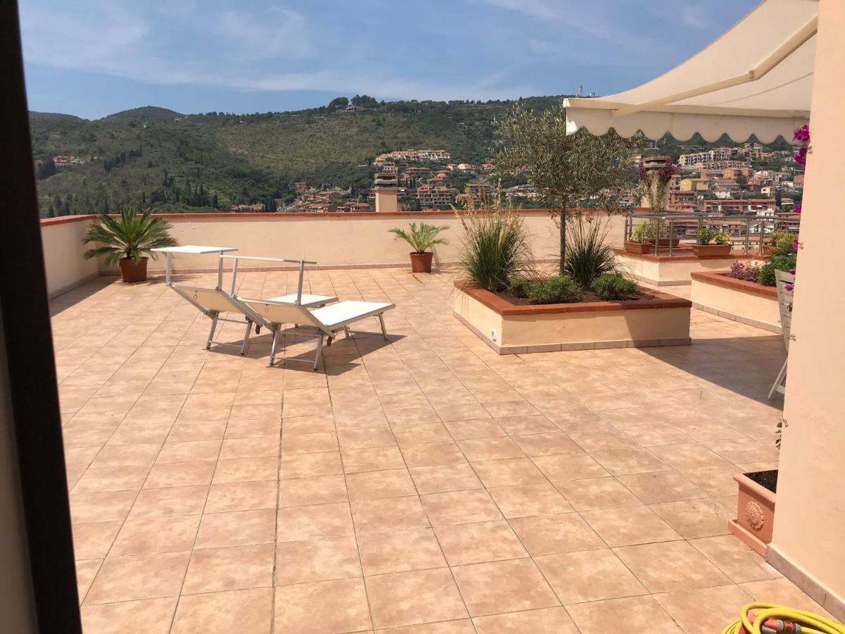 Appartamento Alfea Porto Santo Stefano  Luaran gambar